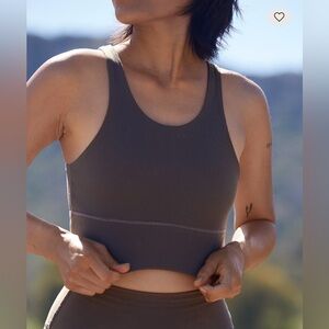 Offline by Aerie Ribbed Racerback Sports Bra Top | Size Medium | Scoop Neck